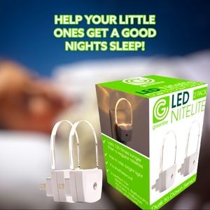 Greenlite LED Dusk To Dawn Sensor Nite Lights! 2Pck! NEW!